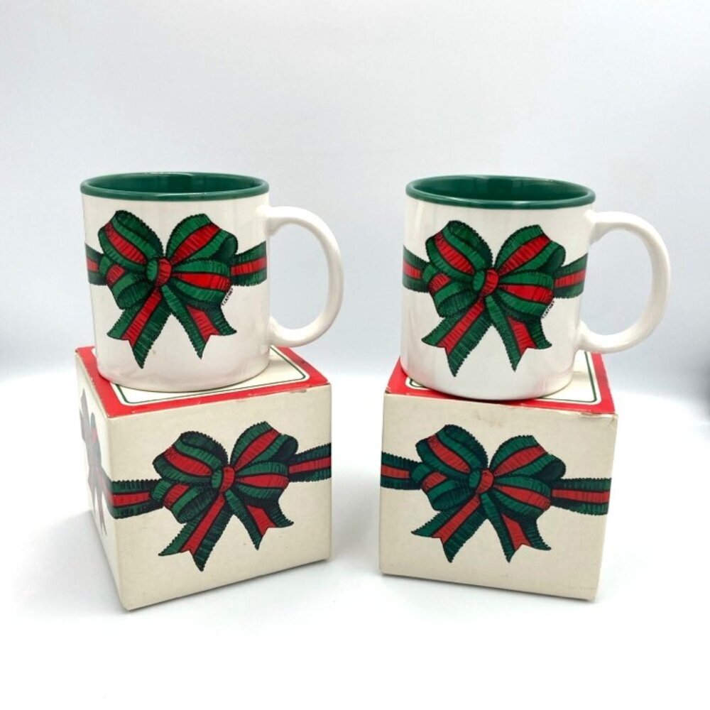 Vtg Potpourri Designs Coffee Mugs Set of‎ 2 Bow Christmas Holiday 12 oz Japan